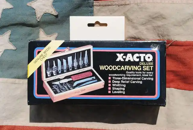 Must-Have X-ACTO X5175 WOODCARVING SET